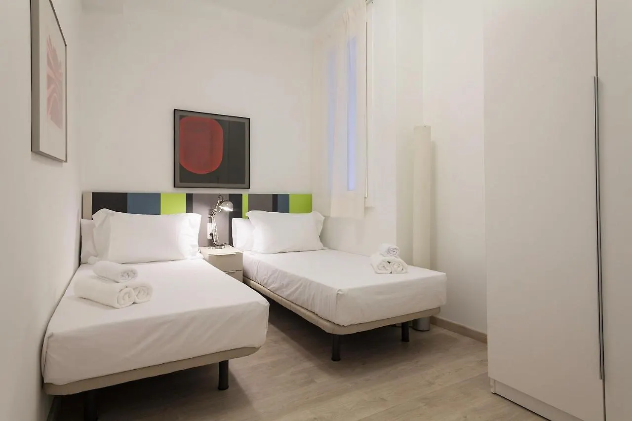 Stay U-Nique Apartments Napols II Barcelona 0*,  Španělsko